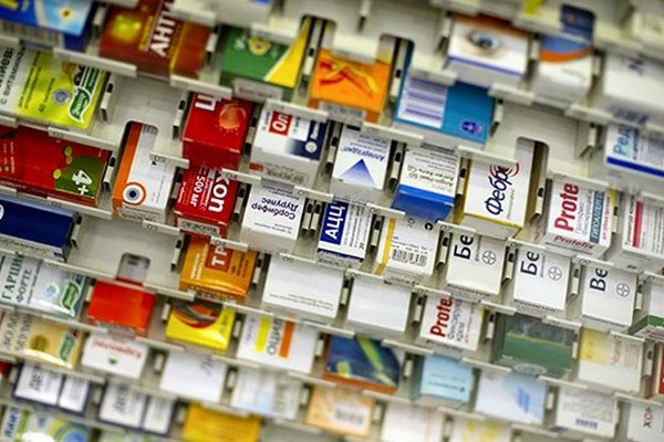 Аптекари высказались против разрешения продажи лекарств в магазинах 