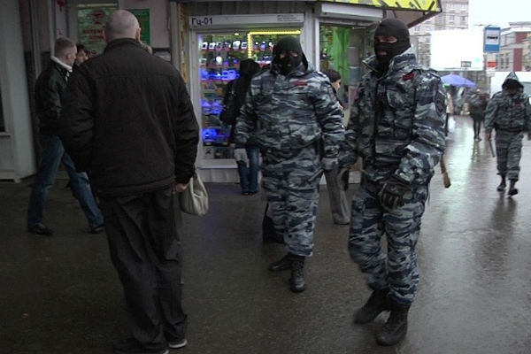 Полиция нашла на «Садоводе» и в ТЦ «Москва» майнинговые фермы