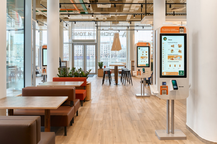 Чистая прибыль &laquo;Вкусно - и точка&raquo; в 2025 году сократилась на 15,1%