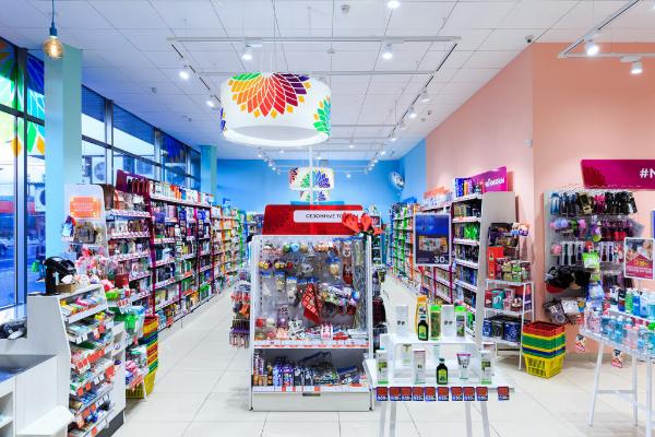 «Улыбка радуги» запустит магазины формата shop-in-shop в партнёрстве с «Дочками-Сыночками»