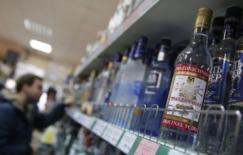 Сенаторы предлагают штрафовать до 1 млн рублей за продажу алкоголя в интернете