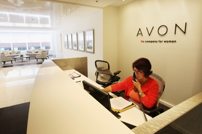 Avon близка к достижению договоренности по реструктуризации бизнеса