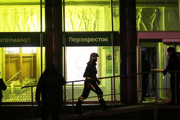 Суд Петербурга оставил под стражей обвиняемого в теракте в «Перекрестке»