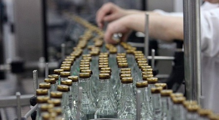 Производство водки в России сократилось на 39%