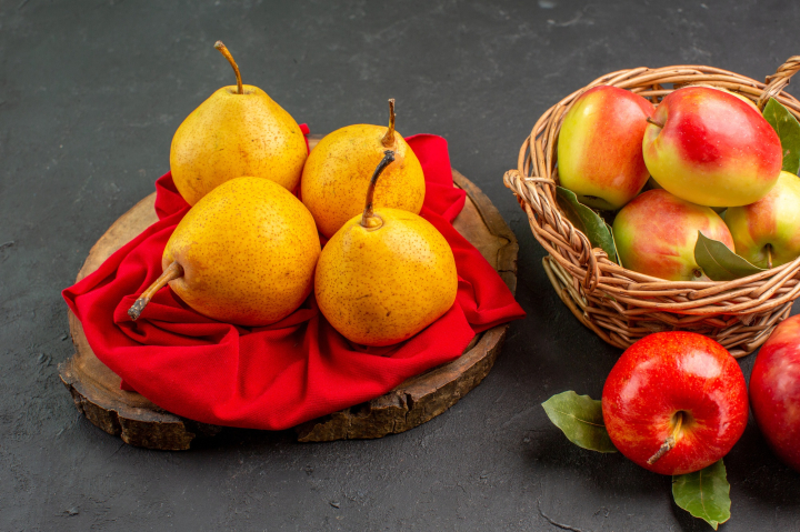 Новый пакет запретов на армянские продукты: яблоки, сухофрукты и картофель
