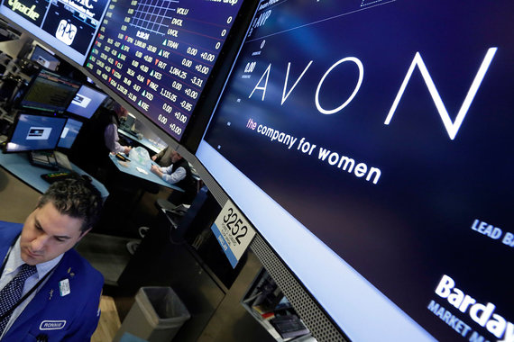 Avon смогла договориться с инвесторами