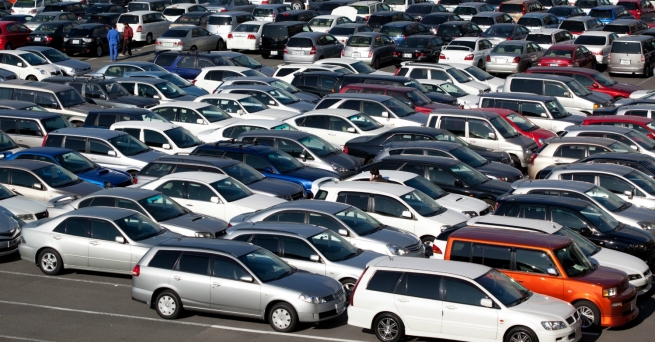 Средняя стоимость легкового автомобиля за год выросла на 18%