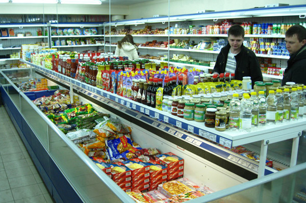 Гипермаркеты Владивостока вытесняют мелкие магазины 
