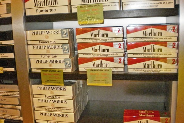 ФАС высказалась простив запрета продажи сигарет в duty free