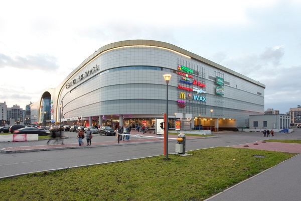В Петербурге открывается магазин «Улыбка радуги» в новом формате Mall