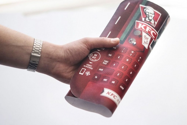 KFC создала клавиатуру для печатания жирными пальцами