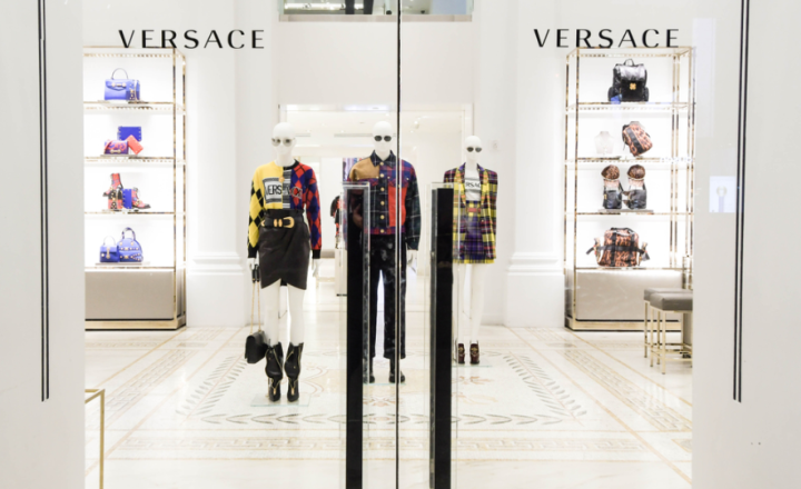 Versace назначил нового креативного директора Versace назначил нового креативного директора