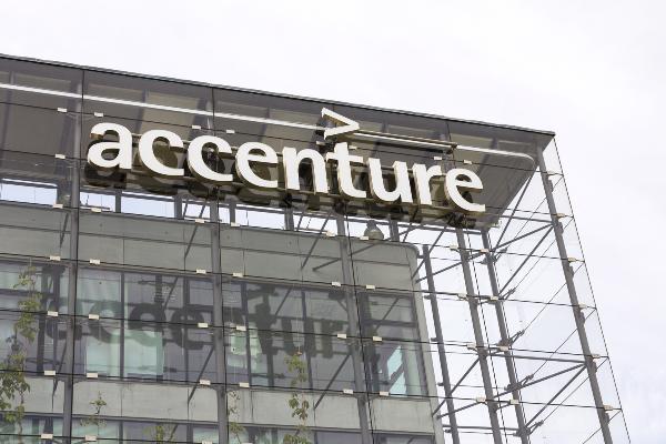 Российское подразделение Accenture меняет название на Axteam
