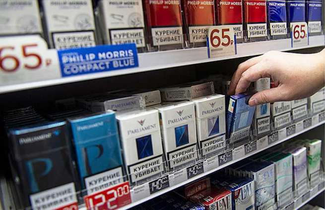Владимир Путин подписал закон о единой минимальной цене на сигареты