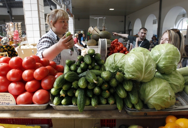 В Россию запрещен ввоз всех овощей и фруктов из Польши