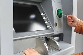 Раскрыт новый способ мошенников кражи денег из банкоматов