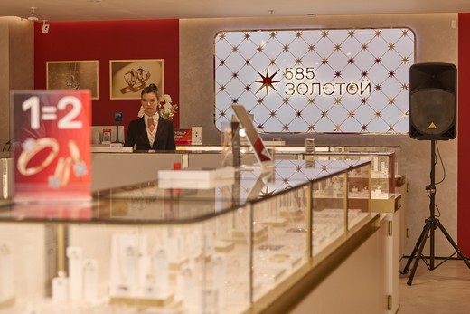 «585*ЗОЛОТОЙ» назвал сроки открытия первых магазинов нового бренда SMART DIAMONDS