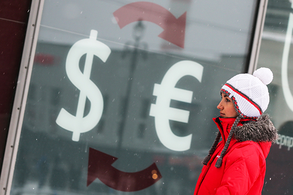 Ритейлеры начали снижать цены на фоне укрепления рубля