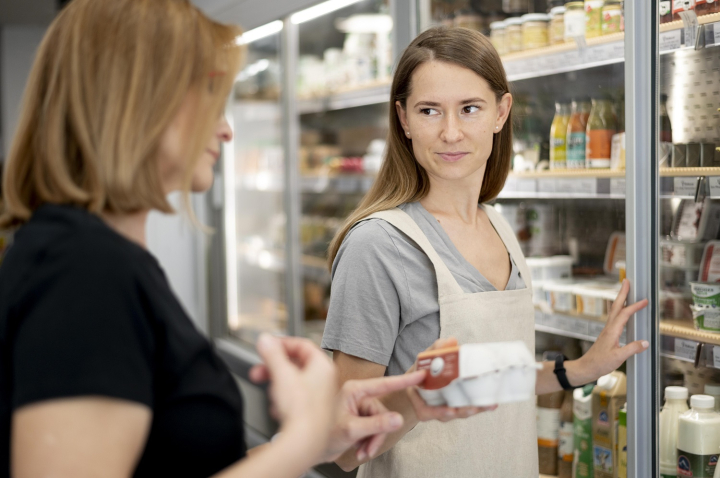 В Москве и Петербурге падает спрос на линейный персонал в торговле и логистике В Москве и Петербурге падает спрос на линейный персонал в торговле и логистике