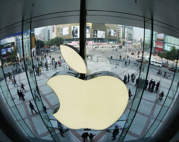 Apple стала самой дорогой американской компанией в истории