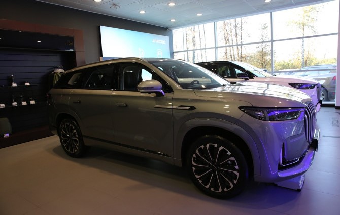 Продажи новых автомобилей за два месяца упали на 6% Продажи новых автомобилей за два месяца упали на 6%