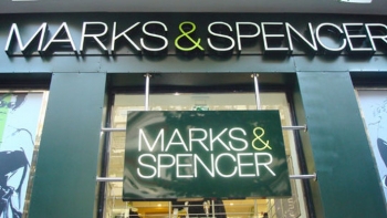 Глава Marks & Spencer уйдет в отставку