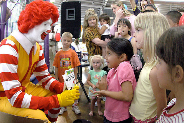Пять самых жестких претензий к McDonald's
