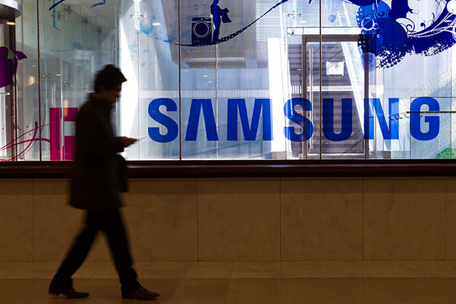 Доля Samsung на российском рынке упала на треть после бойкота со стороны ритейлеров