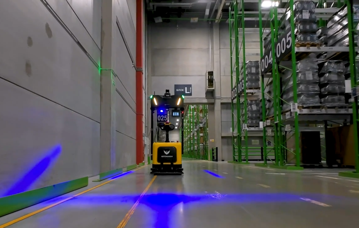 &laquo;Лемана ПРО&raquo; увеличит парк автономных роботов-погрузчиков в девять раз в 2026 году
