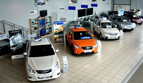 Объем продаж автомобилей в Екатеринбурге снизился на 29% в январе