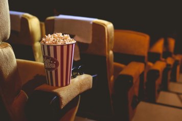 Кинотеатры потеряли треть зрителей по сравнению с прошлым годом