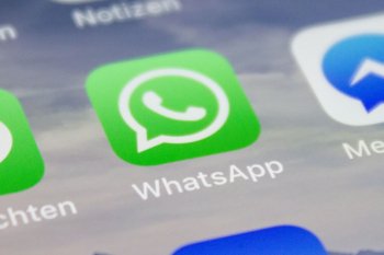 Правительство просит промышленность отказаться от Zoom, Skype и WhatsApp