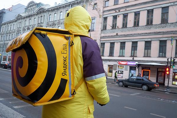 Яндекс.Еда заплатит ресторанам за переквалификацию их работников в курьеров Яндекс.Еда заплатит ресторанам за переквалификацию их работников в курьеров