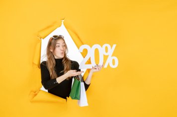 Россияне определились с суммой трат на осенних распродажах — результаты опроса