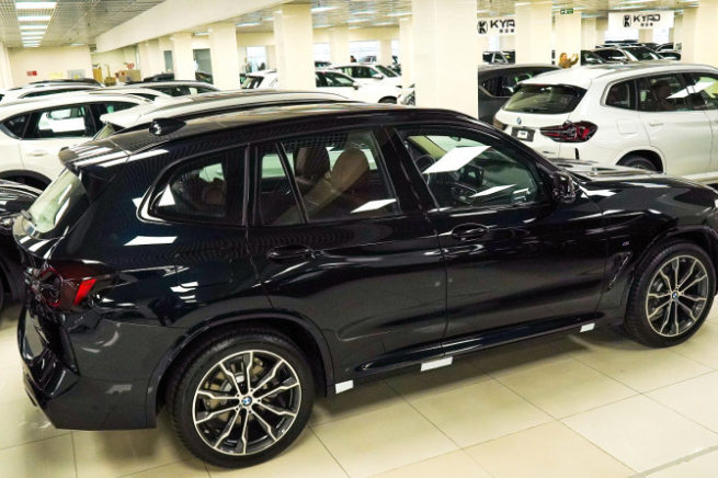 Параллельный импорт новых легковых авто сократился на 40%