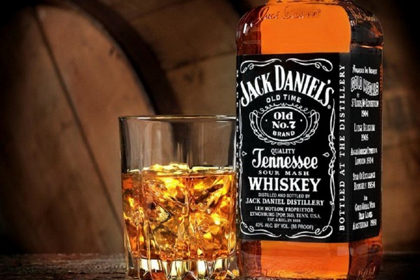 Производитель Jack Daniel's допустил рост цен на свою продукцию