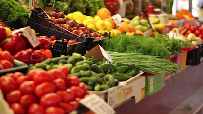 Россельхознадзор хочет ограничить ввоз не попавших под санкции овощей и фруктов из Турции