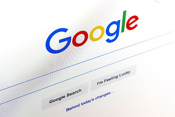 Google начал удалять из поиска запрещенные в России сайты