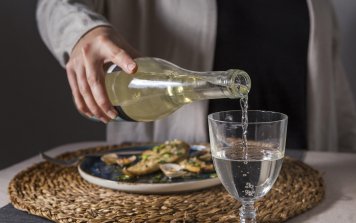 Глава Вологодской области анонсировал закрытие всех «наливаек» и точек продажи вейпов