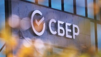 Сбербанк начал работу в Крыму