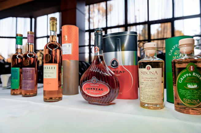 LADOGA будет продавать в России Porto Cruz