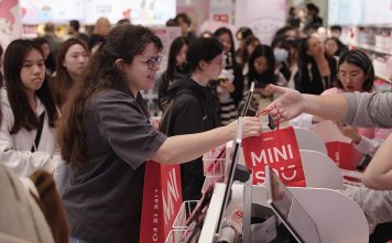 Miniso побила рекорды продаж в день открытия флагмана в Париже