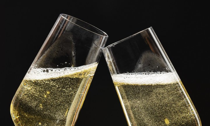 Что россияне думают о вкусе игристого вина в обычных продуктах