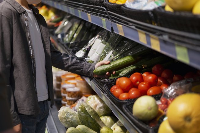 В России предложили ограничить рост цен на значимые продукты