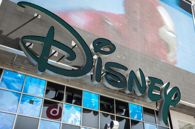 Walt Disney уволит сотрудников ради сокращения расходов Walt Disney уволит сотрудников ради сокращения расходов