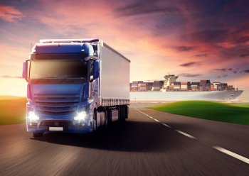 Производители продуктов просят не закрывать въезд в Россию для грузовиков из Европы