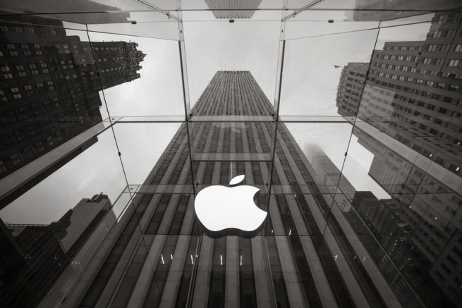 Акции Apple стремительно подешевели после презентации iPhone XS
