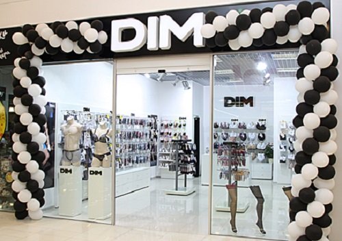 Торговая сеть DIM  закрывает свои магазины в Москве и Петербурге