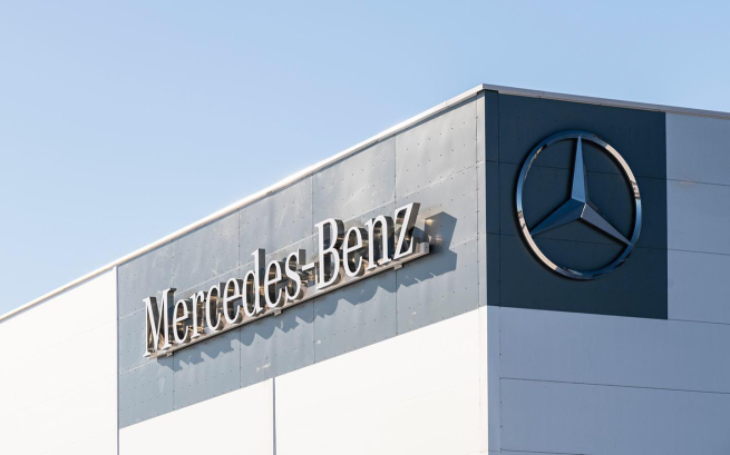 Дилер «Автодом» купил российский бизнес Mercedes-Benz