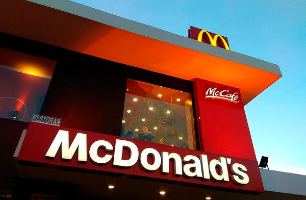 Макдоналдс и KFC пригрозили штрафом из-за нарушений режима самоизоляции
